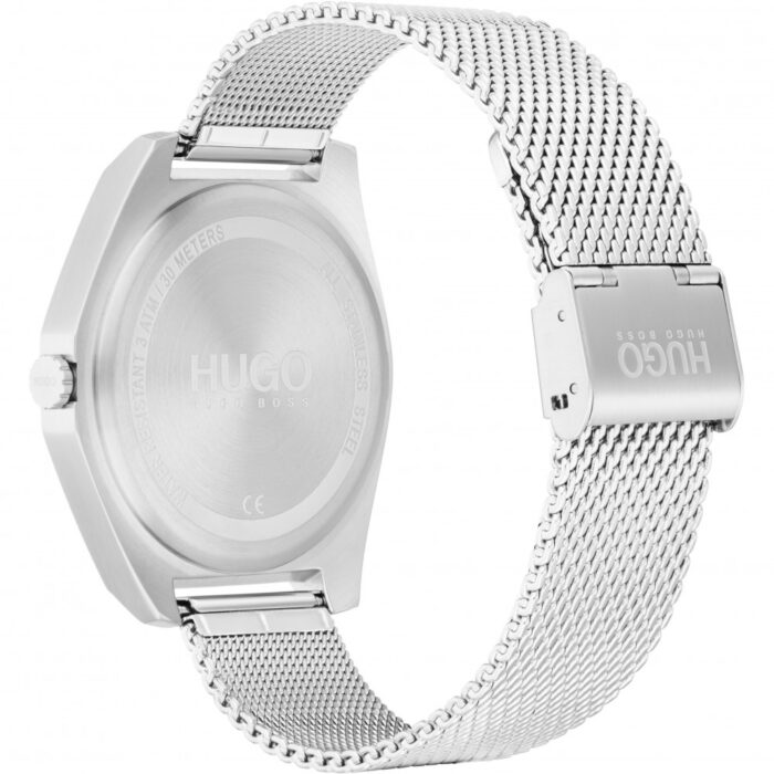 1530107_lrg_rgb_back-1564494849-6529