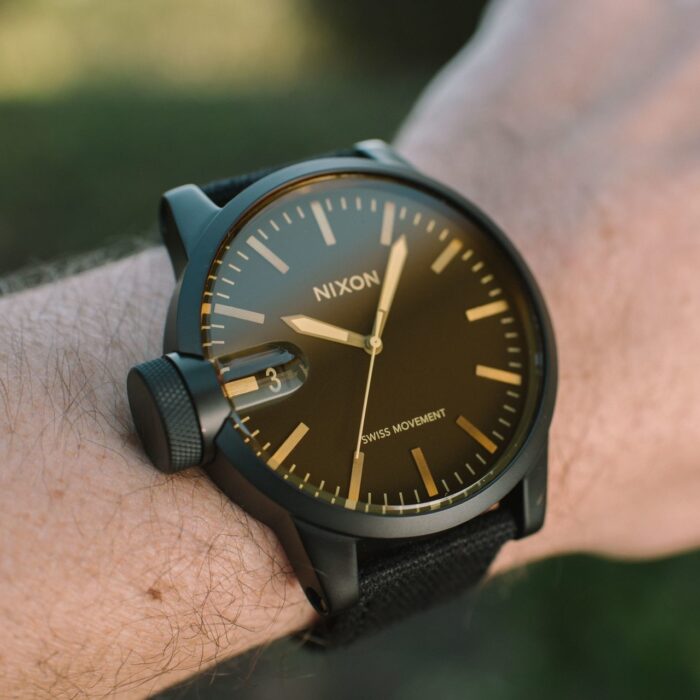 nixon-chronicle-black-orange-2__